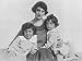 Freda Dudley Ward with Her Children, 1918 Art Photographic Poster Print, 24x18