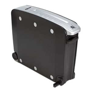 Black and Decker CC500 Compact 5-Sheet Crosscut Paper Shredder - Black by Black & Decker