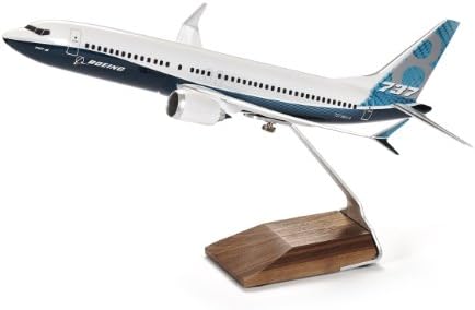 737-8 MAX Executive Model