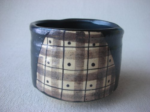 【茶道具】　沢田秀一　黒織部・抹茶碗　木箱付