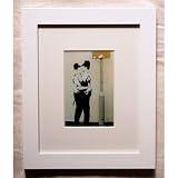 Banksy　Kissing Coppers by Wall & Piece