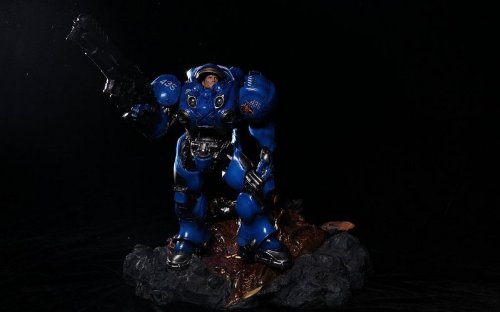 Blizzard starcraft Terran marine statue