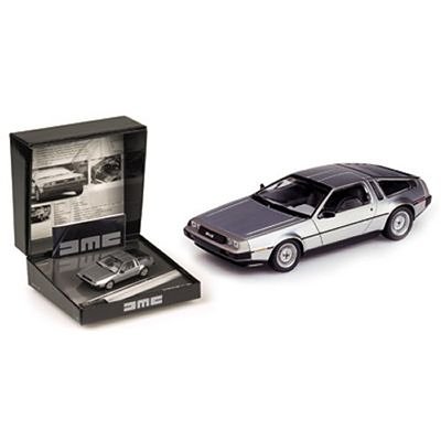Cover image : Minichamps 436140020 - De Lorean DMC 12 1981 L.E.9999 PCS.