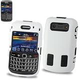 New Fashionable Perfect Fit Gummy Protector Skin Cover (Faceplate/Snap On) Cell Phone Case for RIM Blackberry Bold 9700 / Onyx 9020 AT&T,T-Mobile - WHITE