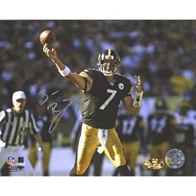 Ben Roethlisberger Pittsburgh Steelers - Throwing in Black Jersey - 8x10 Autographed Photograph