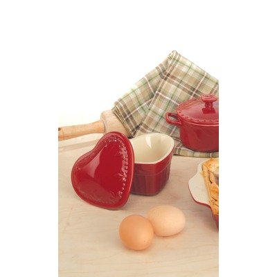 Signature Individual 8 Ounce Heart Shaped Baker with Lid, Red