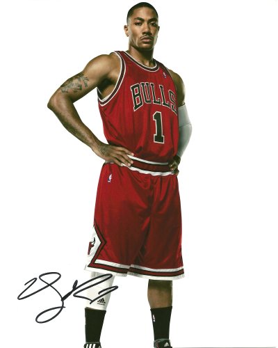 DERRICK ROSE CHICAGO BULLS AUTHENTIC AUTOGRAPHED 8 X 10 PHOTO