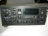 Radio : LHS 97 AM-FM-cassette, w/CD changer controls, w/o equalizer