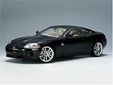 Review AutoArt AUT73632 / Diecast Model Jaguar XK Coupe (2006) in Midnight Black (1:18 scale)