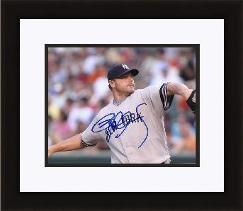 Roger Clemens Autographed New York Yankees 8x10 Photo - Custom Framed