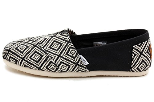 Toms Womens Classic Woven Diamond Shoes