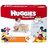 Huggies Diapers LeakLock protection, Large Adjustable Fasteners, Size 4 (22-37 lbs) 200 Diapers