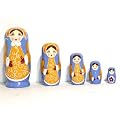 REVIMPORT - Poup�e russe par 5 en bois robe bleue *