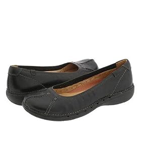 Buy Ladies Unpump 85086 Clarks England by Clarks