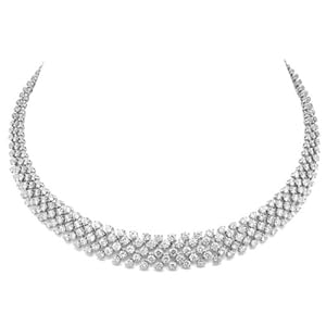25.68ct 18k White Gold Diamond Necklace