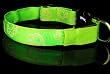 COLLIER POUR CHIEN LED LEMIX (M1PG) TAILLE MOYENNE.Fabriqu� en tissu nylon r�sistant de couleur VERTE d�cor� de motifs de PATTES DE CHIEN. Le collier de taille moyenne se r�gle entre 45 cm et 55 cm et mesure 2,5 cm de large. Il contient 3 modes LED et est visible de nuit jusqu'� 300 m�tres. Deux batteries suppl�mentaires sont incluses. Veuillez vous reporter � nos diff�rents mod�les pour d'autres tailles, couleurs et motifs.