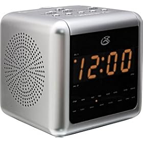 GPX CP308 Dual AM FM Clock Radio with Nature Sounds and Alarm and Projection Display... by GPX