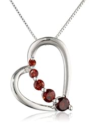 Sterling Silver Graduated Heart Pendant Necklace (0.60 cttw), 18"