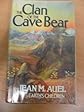 The Clan of the Cave Bear (Earth's Children)