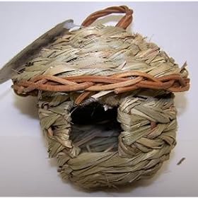 Prevue Pet Products Finch Round Bird Hut by Prevue