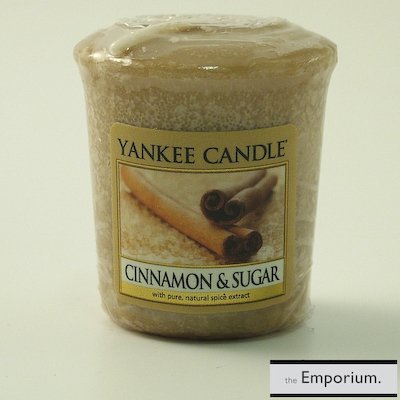 Yankee Candle Housewarmer Cinnamon and Sugar 