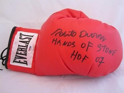 ROBERTO-DURAN-SIGNED-BOXING-GLOVE-HANDS-OF-STONE-HOF-07-PSADNA