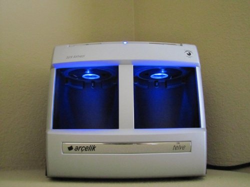 Turkish Coffee Machine with Water Reservior (Serves 4 People)<br />220V only, Needs a 110V-220V (min 1500W) converter to work on US outlets. Do not plug in directly to a US outlet.