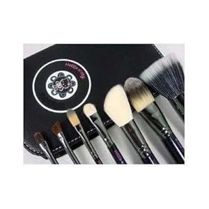 Hello Kitty Brushes set(1 SMALL EXTRA BRUSH FREE)