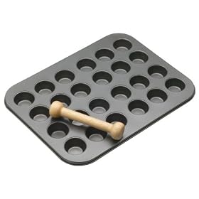 Master Class Mini Hole Pan / Tart Pan with Pastry Tool
