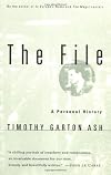 The File: A Personal History (Vintage)
