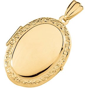 14K Yellow Gold Oval Shaped Locket