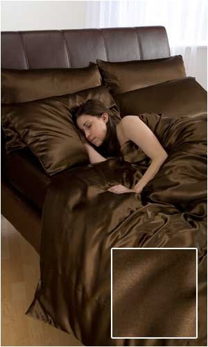 6pce Satin Chocolate Double Duvet Cover Set (inc 1 duvet cover,1 fitted sheet,4 pillowcases)
