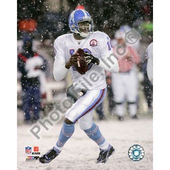 Vince Young Titans Oilers Throwback in Snow 8x10 Photo