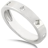 1/6ct Princess Diamond Wedding Band in Platinum (HI/I1)