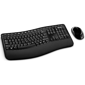 Microsoft Wireless Comfort Desktop 5000 Keyboard and Mouse Set