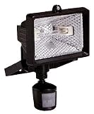 Outdoor Living : 150 watt halogen lamp with motion sensor