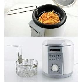Lloytron compact deep fat fryer white 900W