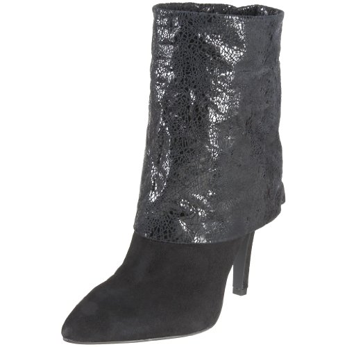 BCBGeneration Womens Earla Boot