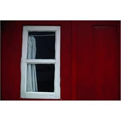 Poster 100 x 70 cm - "Detail of red house with curtained window." von Jeffrey Becom / Lonely Planet Images - auch in anderen Gr��en und als Leinwandbild erh�ltlich