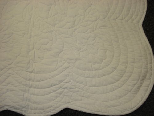 Fleur White Twin Quilt