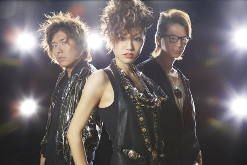 Cover image : 【テイルズ特典付(初回盤)】Be your wings/FRIENDSHIP/Wait for you(DVD付)
