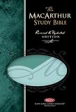 The MacArthur Study Bible: Personal Size