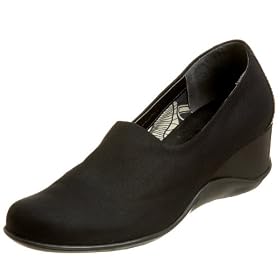 Aquatalia by Marvin K. Ladies Jello Shoe by Aquatalia Marvin K.