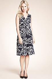 Petite Crossover V Neck Floral Wrap Dress