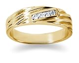 0.12 ctw. Men's Round Diamond Wedding Band in 14K Yellow Gold