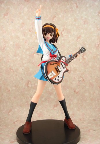 涼宮ハルヒの憂鬱 涼宮ハルヒ 制服Ver. (1/6スケールPVC塗装済み完成品)