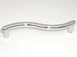 Top Knobs-Nouveau II Collection M510 Pull in Polished Chrome