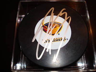 Evander Kane Autographed Puck - Autographed NHL PucksB00COVQEXU