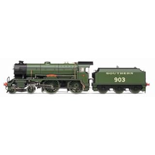 Hornby R2742 00 Gauge SR Schools Maunsell Green Charterhouse - DCC Ready Steam Locomotive