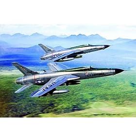 1/72 F-105D �T���_�[�`�[�t